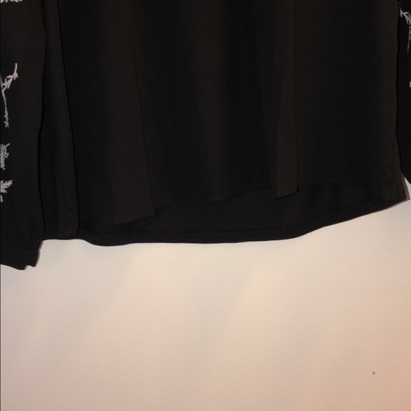 NWOT Loft Embroidered Long Sleeve - Picture 5 of 8